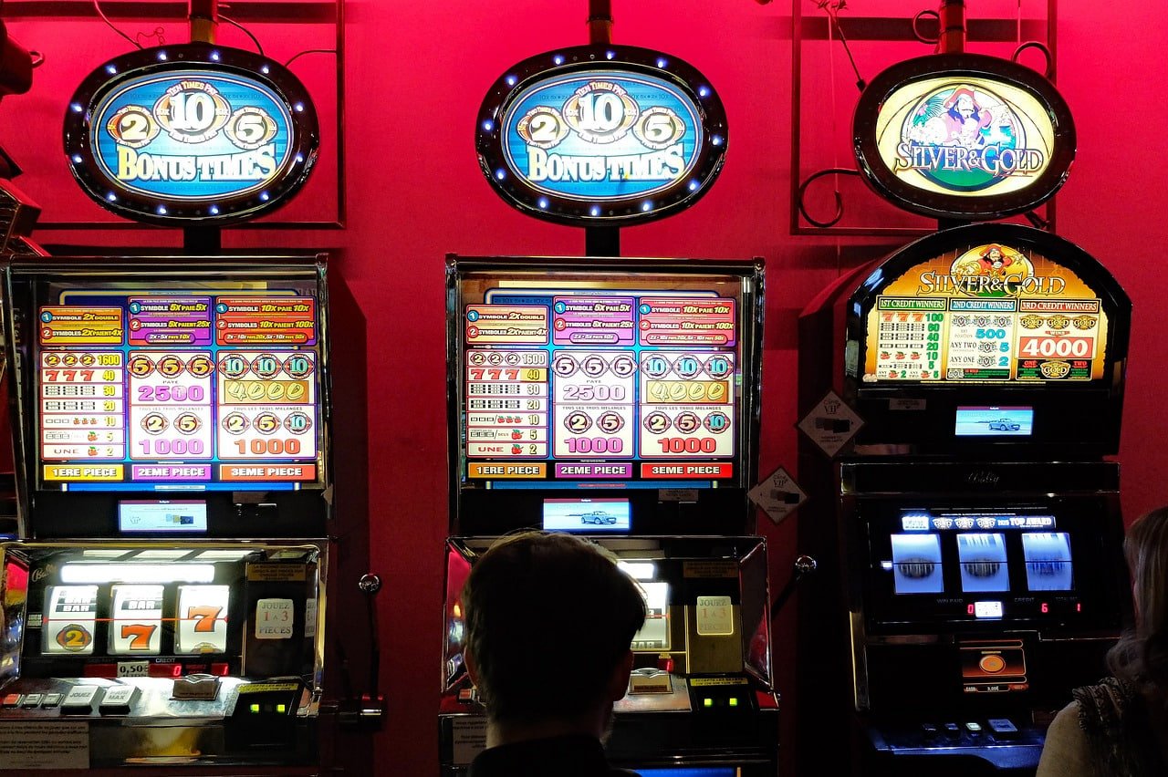 Myanmar live casino baccarat roulette dealer live66 ဝန်ဆောင်မှု